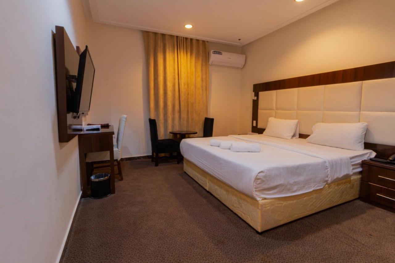 Dar Hotel Suites Jeddah Exterior photo